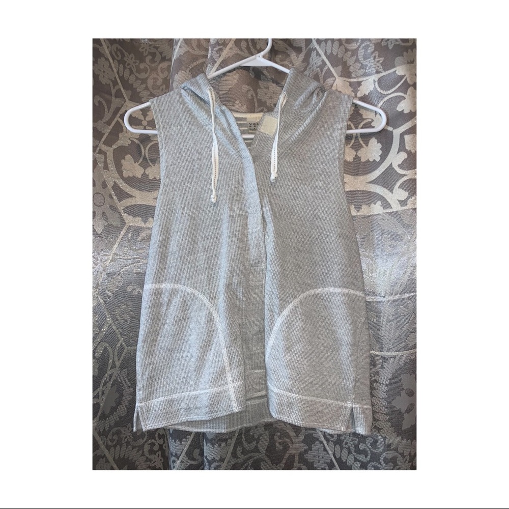 Tank top hoodie